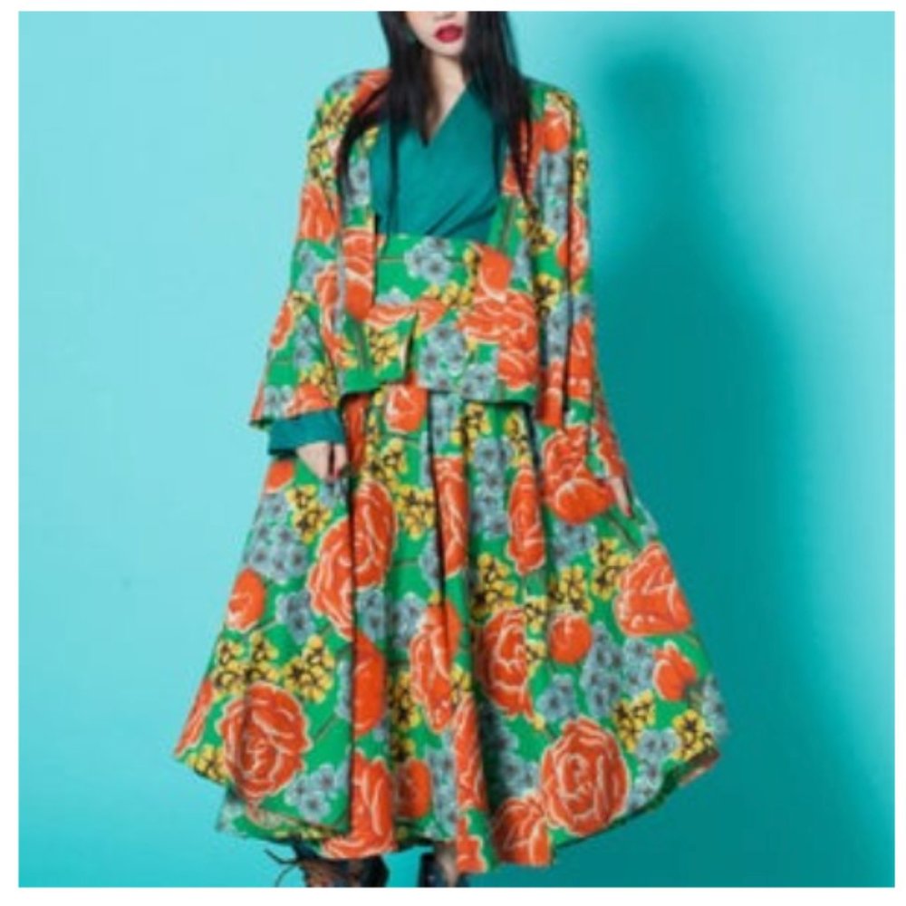 Japanese floral short kimono